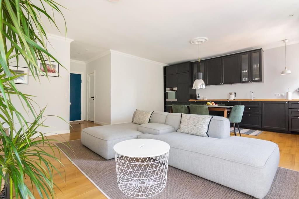 Cozy Apartment In Christianshavn W Two Balconies. København Eksteriør billede